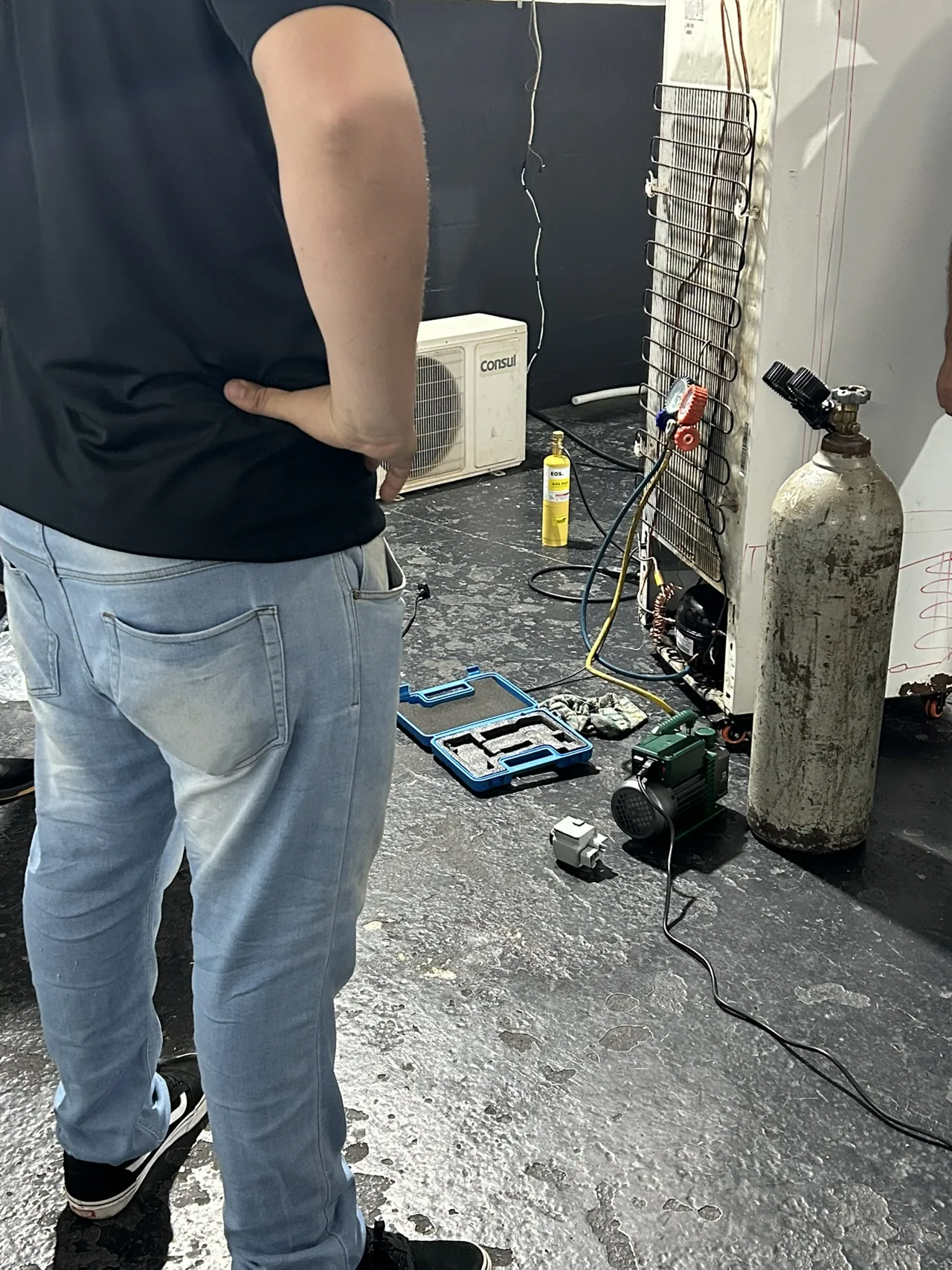 Prática com ferramentas de refrigeração na EPR